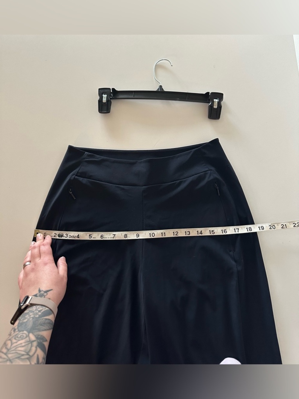 ATHLETA Cosmic Wide Leg Pants Work Travel Dark Navy Blue 8 Lightweight - Picture 4 of 8